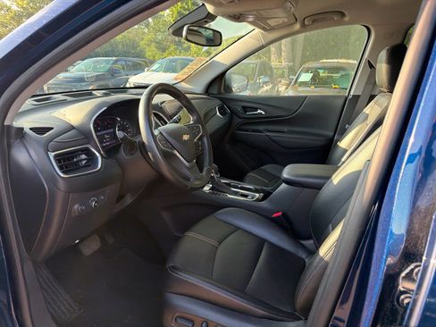 Used 2022 Chevrolet Equinox Premier AWD/4WD image 5