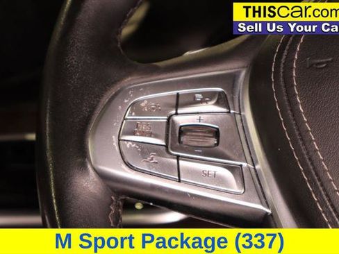 Used 2019 BMW 750i w/ Executive Package RWD image 16