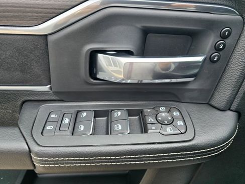 New 2026 RAM 3500 Laramie w/ Max Tow Package AWD/4WD image 24