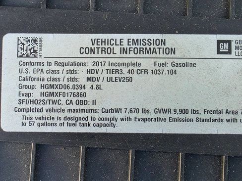 Used 2017 Chevrolet Express 3500 RWD image 13