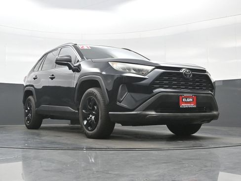 Used 2021 Toyota RAV4 LE AWD/4WD image 24