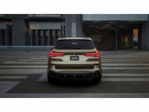 New 2026 BMW X5 xDrive50e w/ M Sport Package AWD/4WD image 5