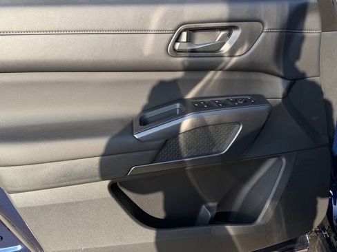 New 2026 Nissan Pathfinder SV image 20