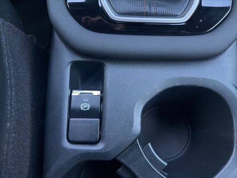 Used 2025 Subaru Forester Sport image 40