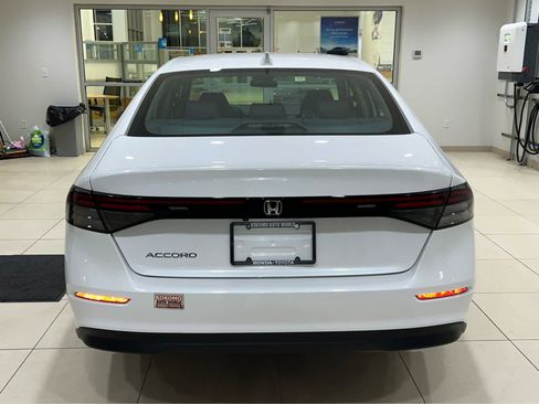 New 2025 Honda Accord LX image 7