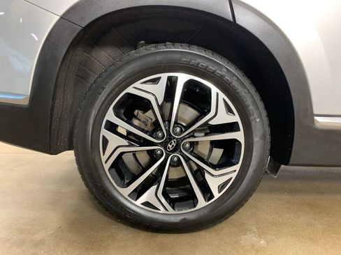 Used 2019 Hyundai Santa Fe Limited image 40