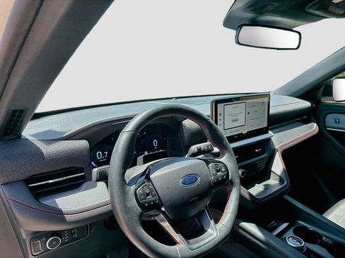 Used 2025 Ford Explorer ST-Line w/ Premium Package RWD image 11