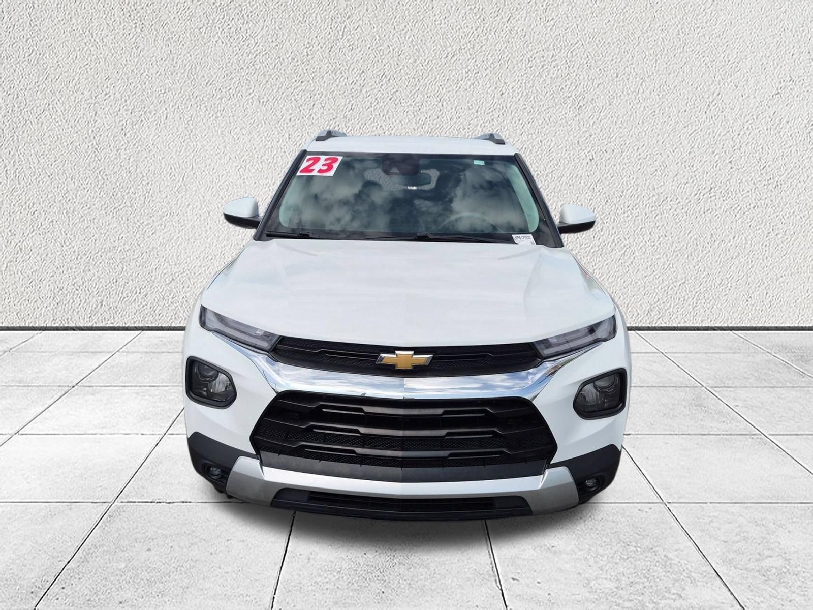Used 2023 Chevrolet TrailBlazer LT FWD image 8