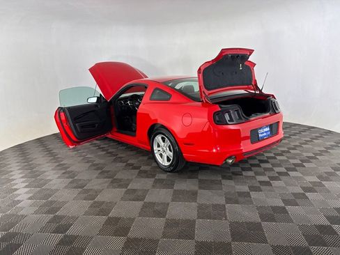 Used 2013 Ford Mustang Coupe RWD image 21