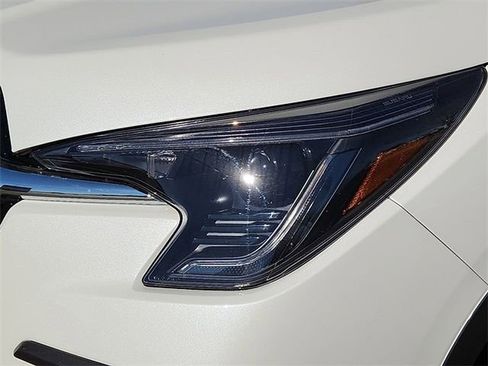 Certified 2025 Subaru Ascent Premium image 11