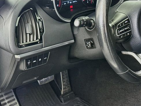 Used 2022 Kia Stinger GT2 w/ Scorpion Package RWD image 17