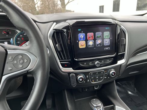 Used 2018 Chevrolet Traverse LT image 31