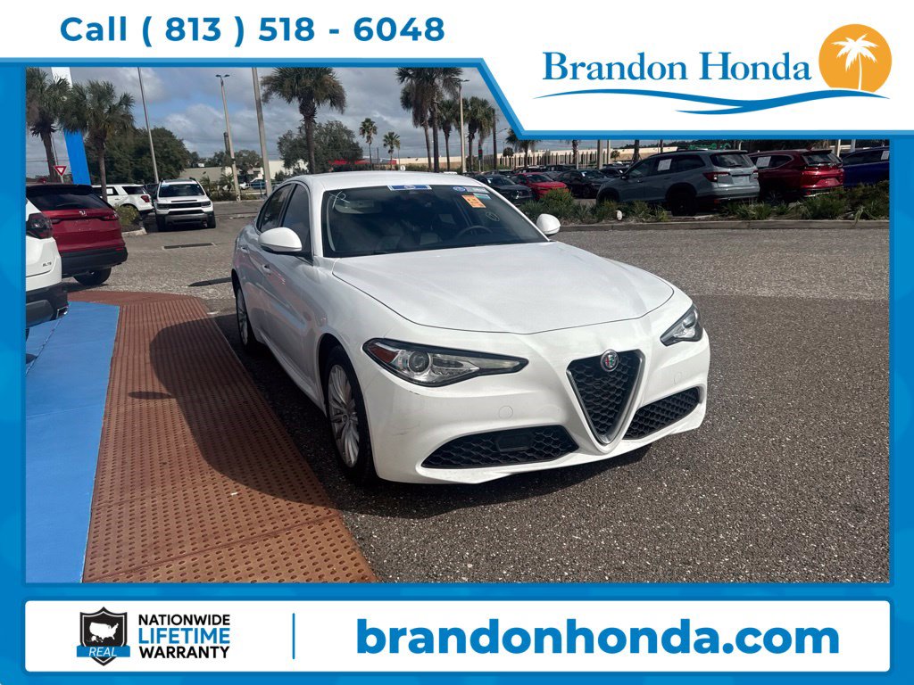 Used 2021 Alfa Romeo Giulia Sprint w/ Cold Weather Package AWD/4WD image 1