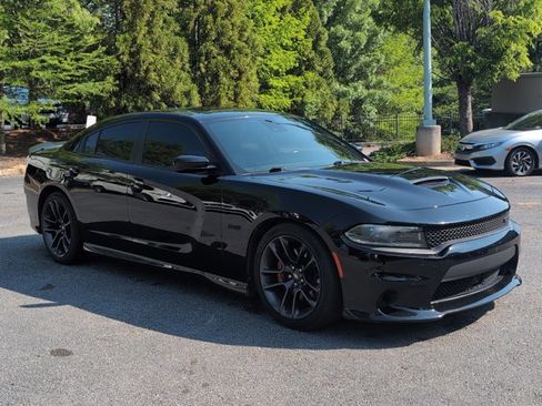 Used 2023 Dodge Charger R/T w/ Plus Group RWD image 3