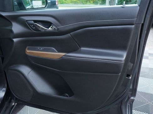Used 2019 GMC Acadia SLE FWD image 64