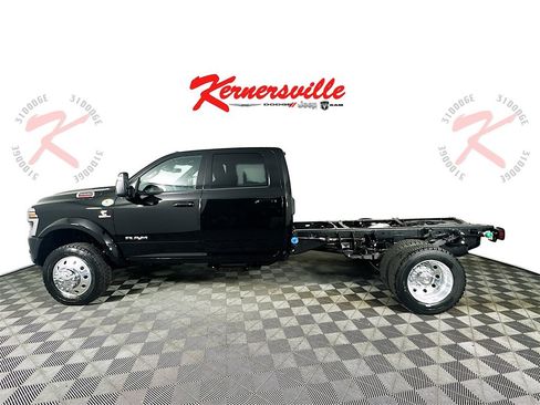 New 2026 RAM 4500 Tradesman 60CA Dually w/ Laramie Trim Package image 4