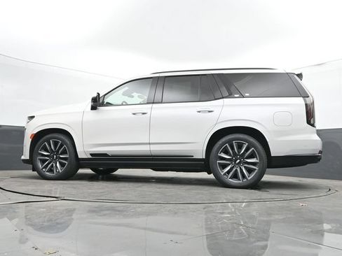 Used 2024 Cadillac Escalade Sport Platinum w/ LPO, Floor Liner Package AWD/4WD image 55