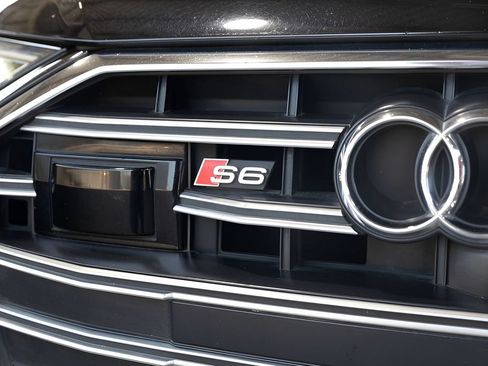 Used 2022 Audi S6 Prestige w/ Prestige Package AWD/4WD image 14