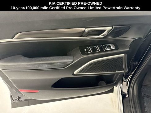 Certified 2024 Kia Telluride S w/ S Sunroof Package AWD/4WD image 19