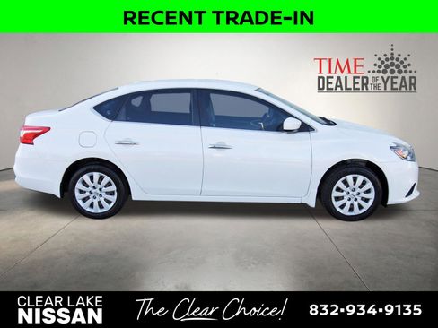 Used 2016 Nissan Sentra SV image 8