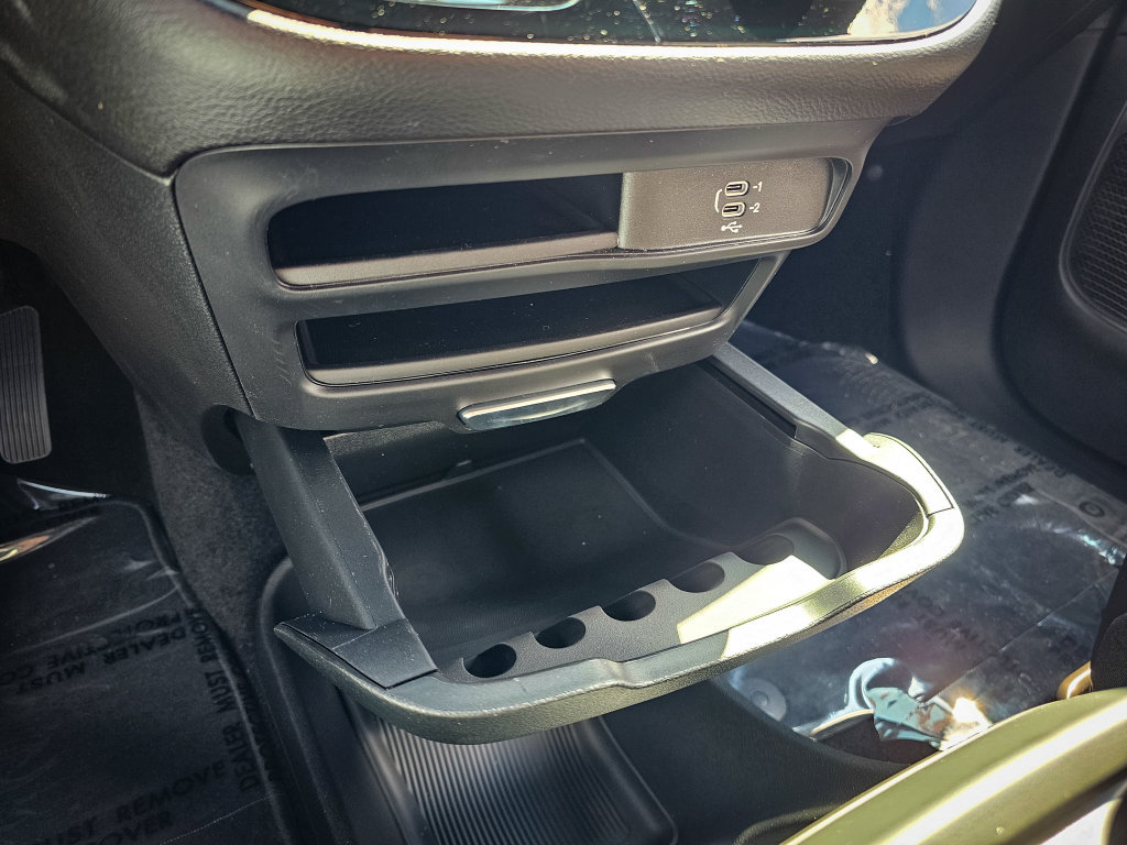 New 2027 Chrysler Pacifica Select FWD image 27