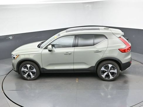 Used 2023 Volvo XC40 B5 Plus w/ Protection Package Premier AWD/4WD image 20