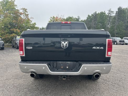 Used 2015 RAM 1500 Laramie w/ Convenience Group AWD/4WD image 5