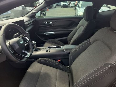 Used 2025 Ford Mustang Coupe image 15