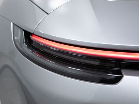 Certified 2022 Porsche 911 Targa 4 GTS AWD/4WD image 18