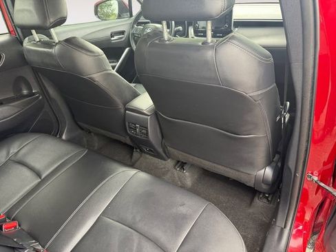 Used 2022 Toyota Corolla Cross XLE w/ Black Badges Package (TMS) image 25