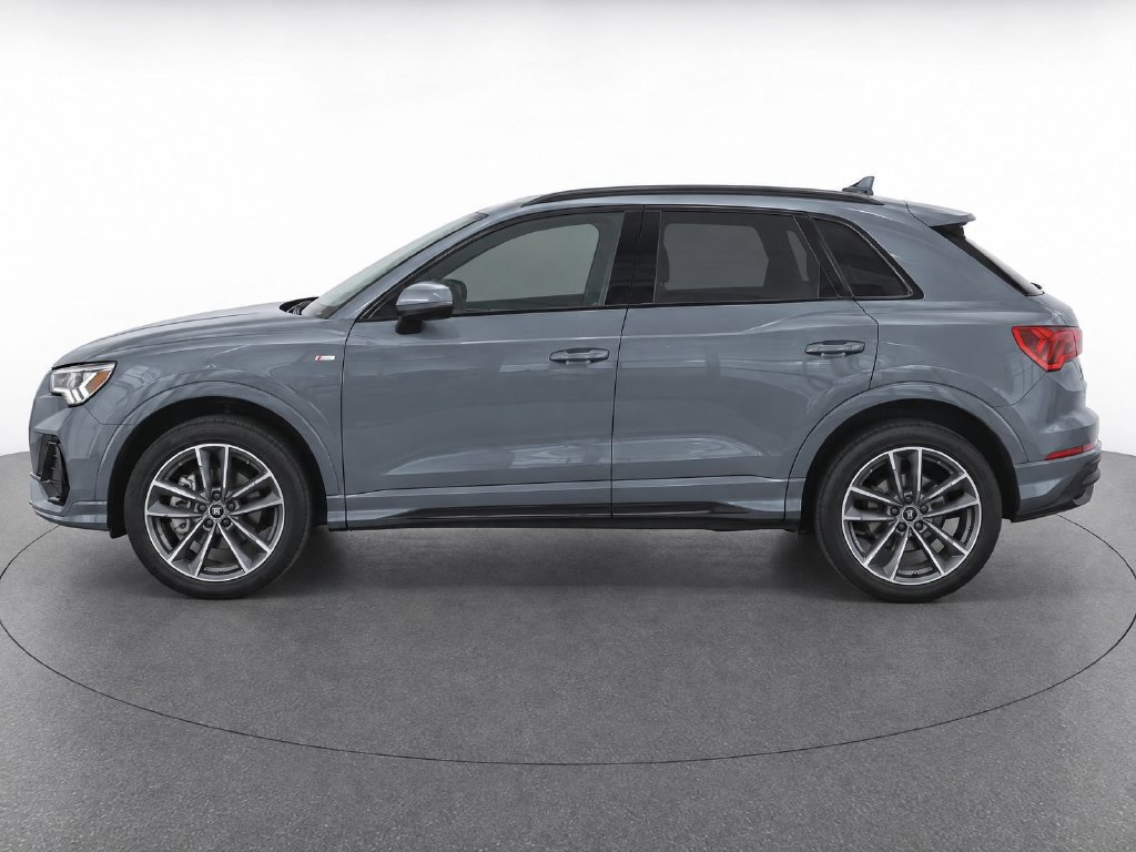 Used 2024 Audi Q3 2.0T Premium AWD/4WD image 3