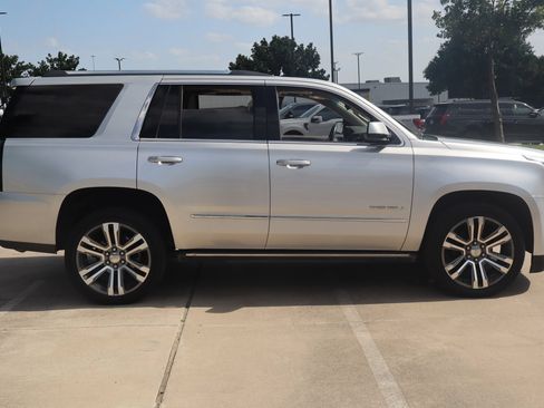 Used 2020 GMC Yukon Denali AWD/4WD image 2