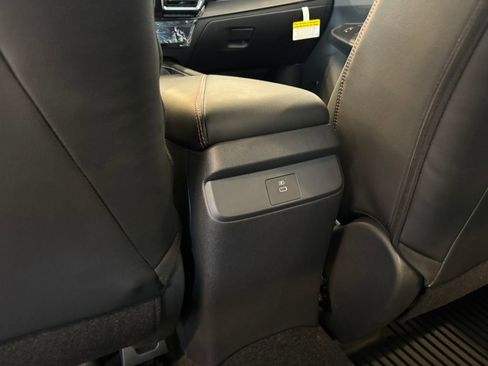 New 2026 Nissan Sentra SR w/ SR Premium Package image 20