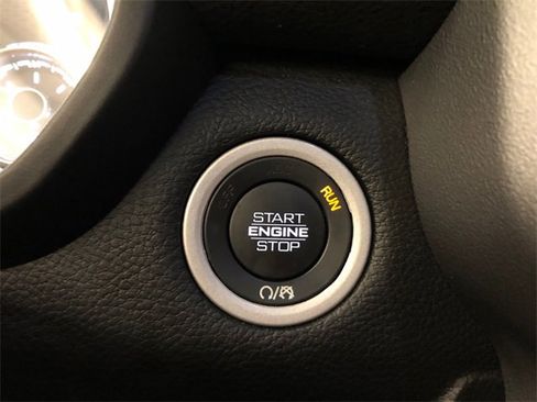 Used 2022 RAM 1500 Laramie image 19