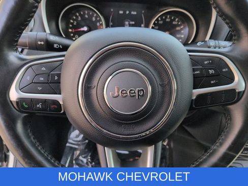Used 2019 Jeep Compass Latitude AWD/4WD image 12