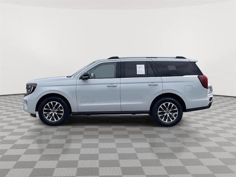 Certified 2025 Ford Expedition Platinum AWD/4WD image 2
