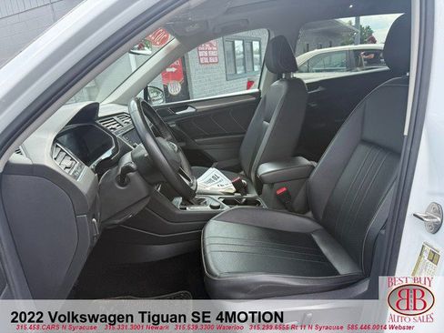 Used 2022 Volkswagen Tiguan SE AWD/4WD image 10