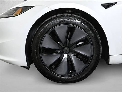 Used 2025 Tesla Model 3 Long Range RWD image 25