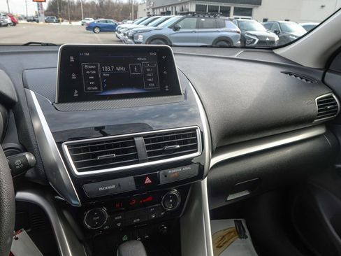 Used 2020 Mitsubishi Eclipse Cross AWD image 30