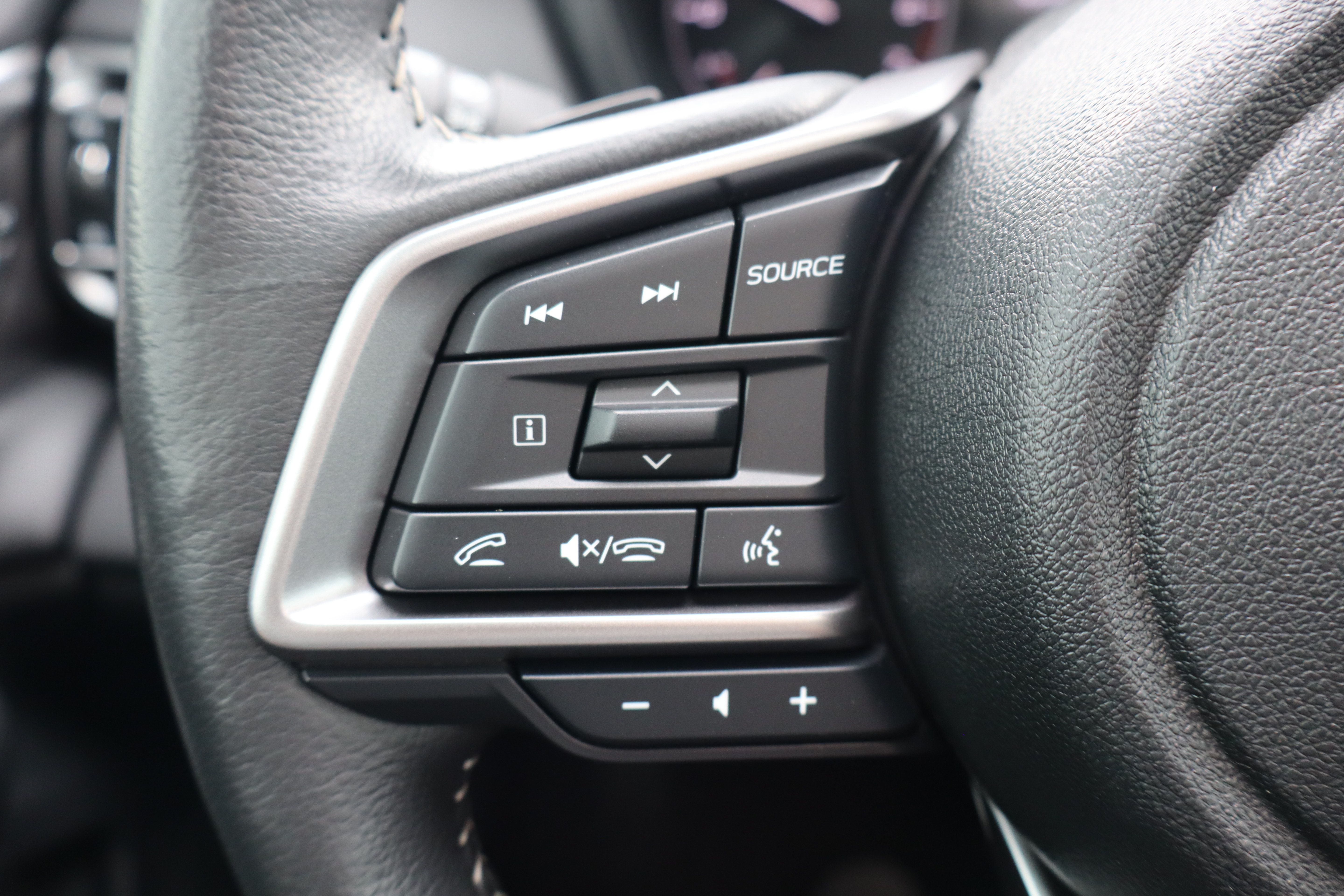 Used 2025 Subaru Legacy Limited AWD/4WD image 15