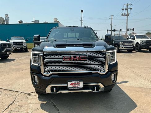Used 2021 GMC Sierra 3500 Denali w/ Denali Ultimate Package AWD/4WD image 3