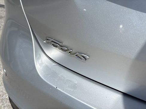 Used 2018 Ford Focus SEL image 7