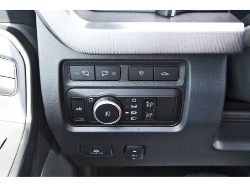 Certified 2024 Ford F350 Platinum AWD/4WD image 17