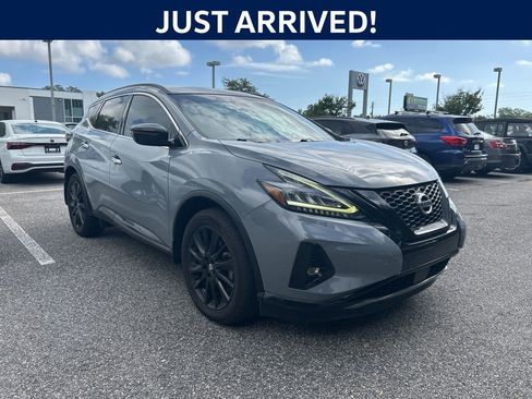 Used 2022 Nissan Murano SV w/ SV Midnight Edition Package FWD image 24