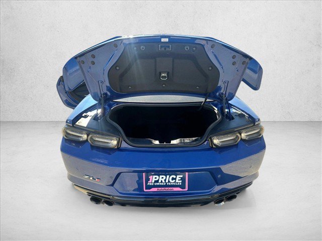 Used 2019 Chevrolet Camaro ZL1 RWD image 6