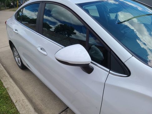 Used 2016 Chevrolet Cruze LT w/ Convenience Package image 39