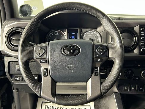 Used 2020 Toyota Tacoma TRD Sport w/ TRD Premium Sport Package AWD/4WD image 24