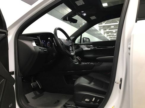 Certified 2024 Cadillac XT6 Sport w/ Technology Package image 20