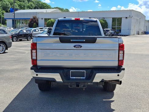 Used 2022 Ford F350 XLT w/ XLT Premium Package AWD/4WD image 5