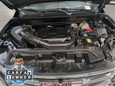 Used 2023 GMC Acadia SLE w/ Driver Convenience Package image 28